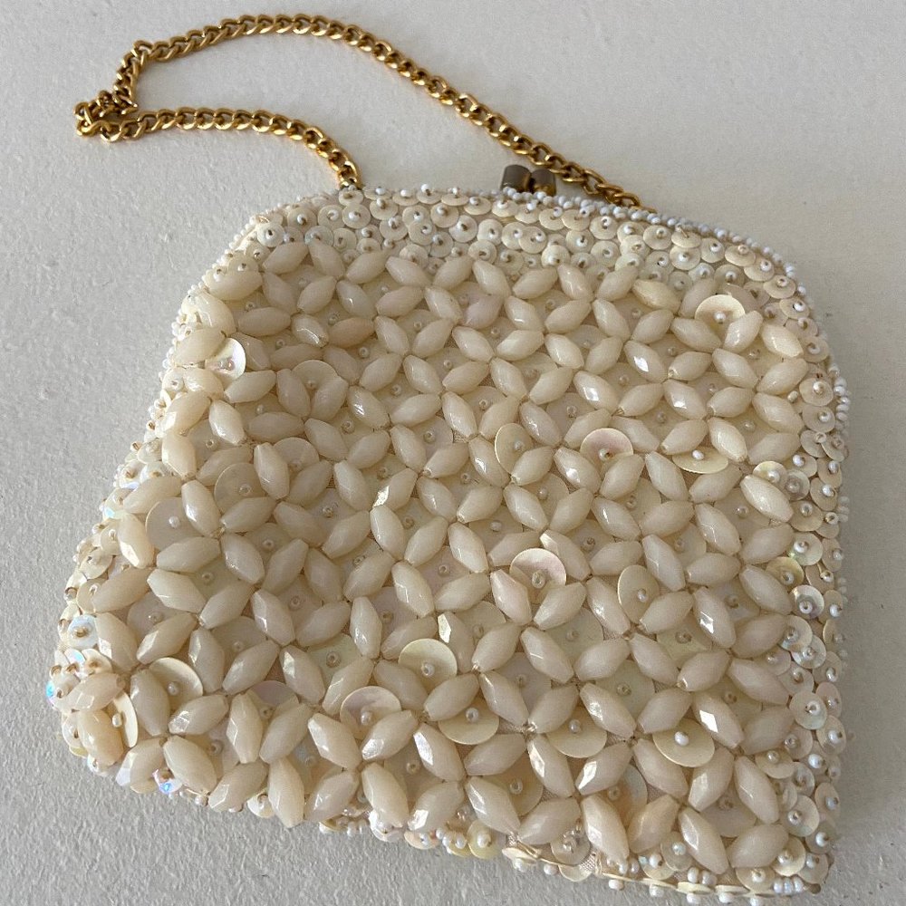 Adorable Vintage Pearl and Gold Clutch